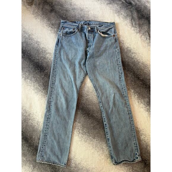 Levi's 501 Original Fit Men's Jeans Straight Leg Light Wash Button Fly 32 x 30 - Picture 1 of 12